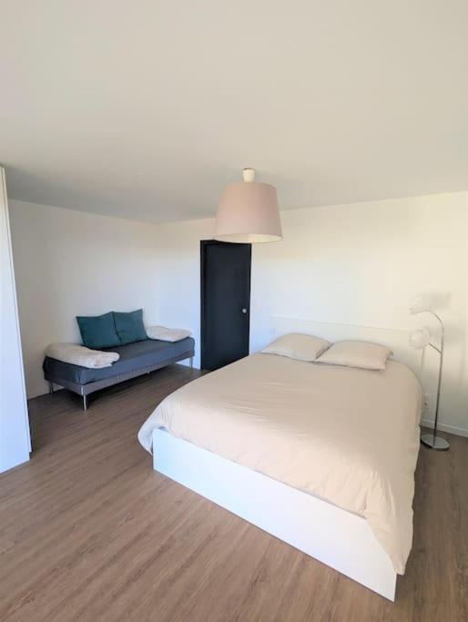 Bienvenue Chez Severine Et Julien Appartement 75M2 Mirefleurs Exterior foto